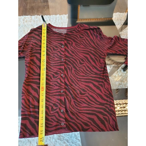 Women's Black & Maroon Long Sleeve Buttons Front Casual Cardigan Sweater - Picture 8 of 10